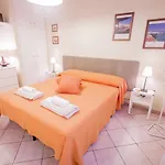 Mandarinoarancio Nocleg ze śniadaniem 3*
