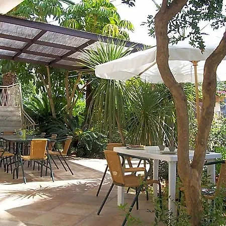 B&B Mandarino E Arancio By Montedelia Tour 알레지오